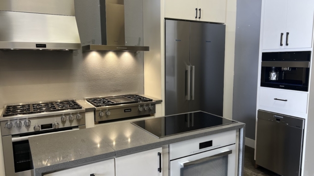 APPLIANCE STORE